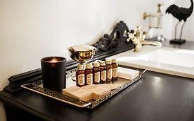 Concert Hall Boutique Apartment